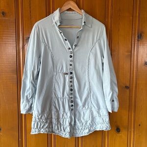Neon Buddha Sojourn Tunic Top w/ Buttons Light Blue Size L
